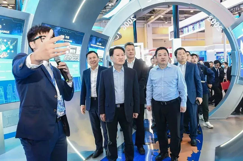 �������� ����δ�� | 2023����ӯ�ᡤ���ɿ͹�ҵƷչԲ����Ļ