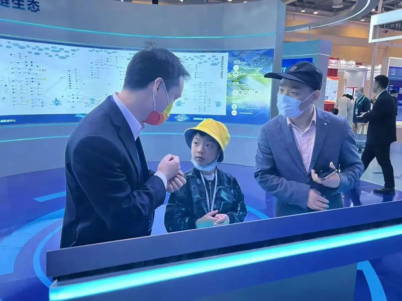 �������� ����δ�� | 2023����ӯ�ᡤ���ɿ͹�ҵƷչԲ����Ļ